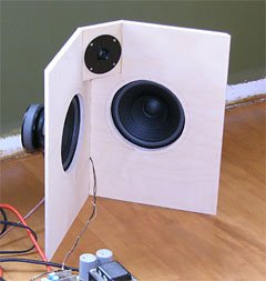 Two 8" 8Ω full-range drivers mounted at right angles are equivalent to a 12" 16Ω driver. An added tweeter (top) improves high-frequency response.