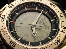 The X-33 has a notched chapter ring revealing the hour indices.