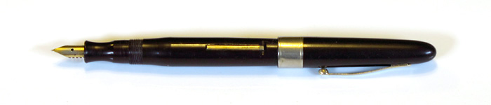 Unknown late model Eversharp pen with Gold Plated Stainless Steel Fine Nib, from about 1960.
