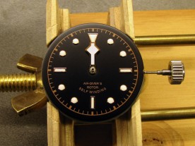 First I installed the hour hand, aligned exactly to 12 o'clock.