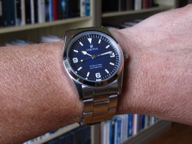 Library wrist shot.